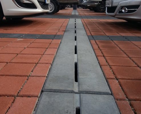 City150 anthracite_parking lot_grocery store_1